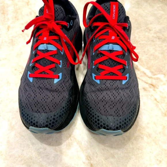 Brooks Women’s Divide 3 trail running shoe - Picture 7 of 12